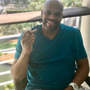 Meet your Posher, Wesley